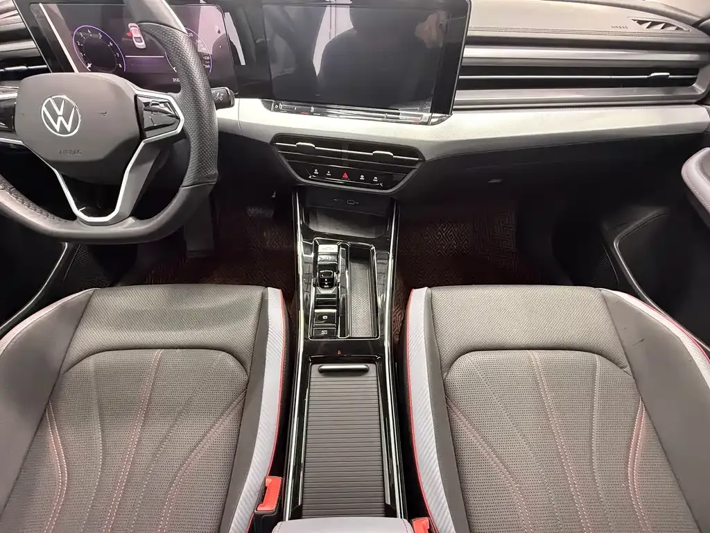Volkswagen Lamando 2023 из CN, фото 9