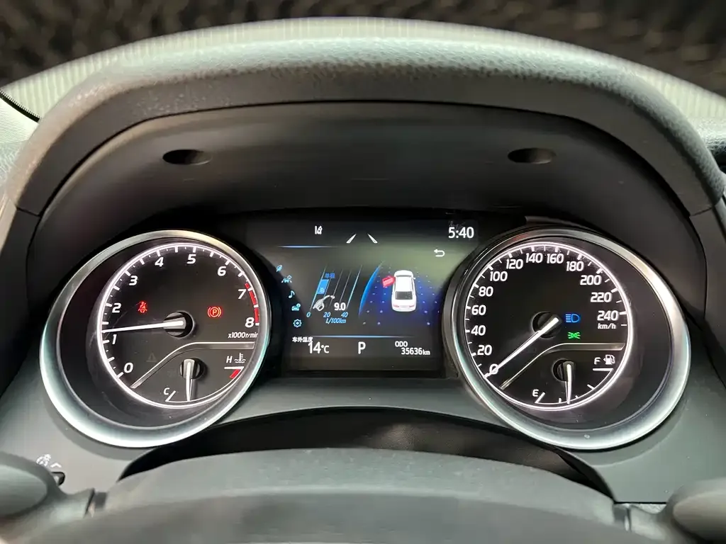 Toyota Camry 2024 из CN, фото 3