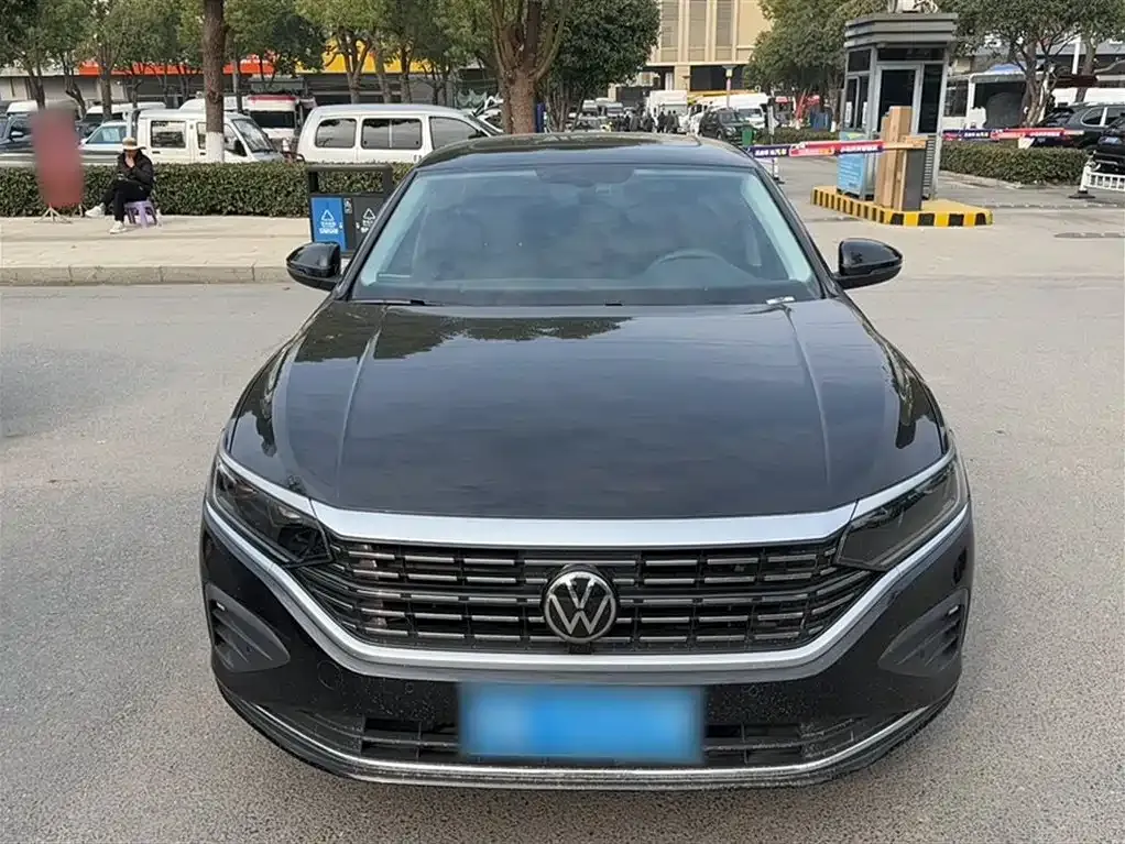 Volkswagen Passat — фото 10