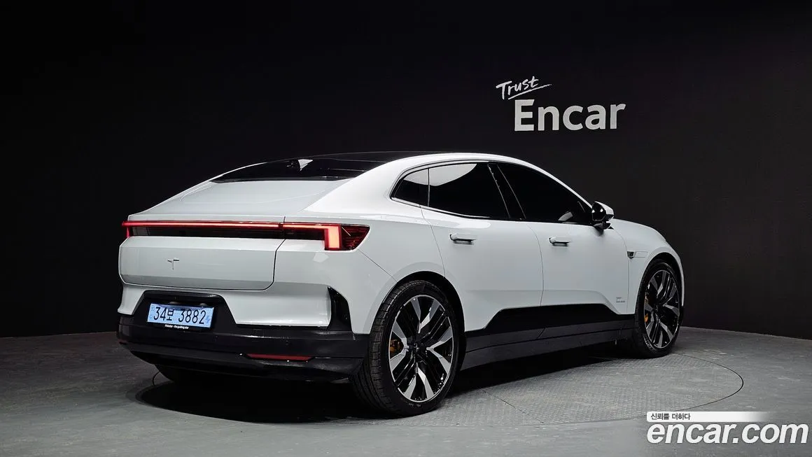 Polestar Polestar 4 — фото 4