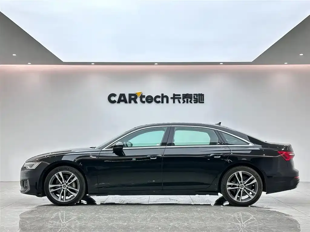 Audi A6L 2021 из CN, фото 2