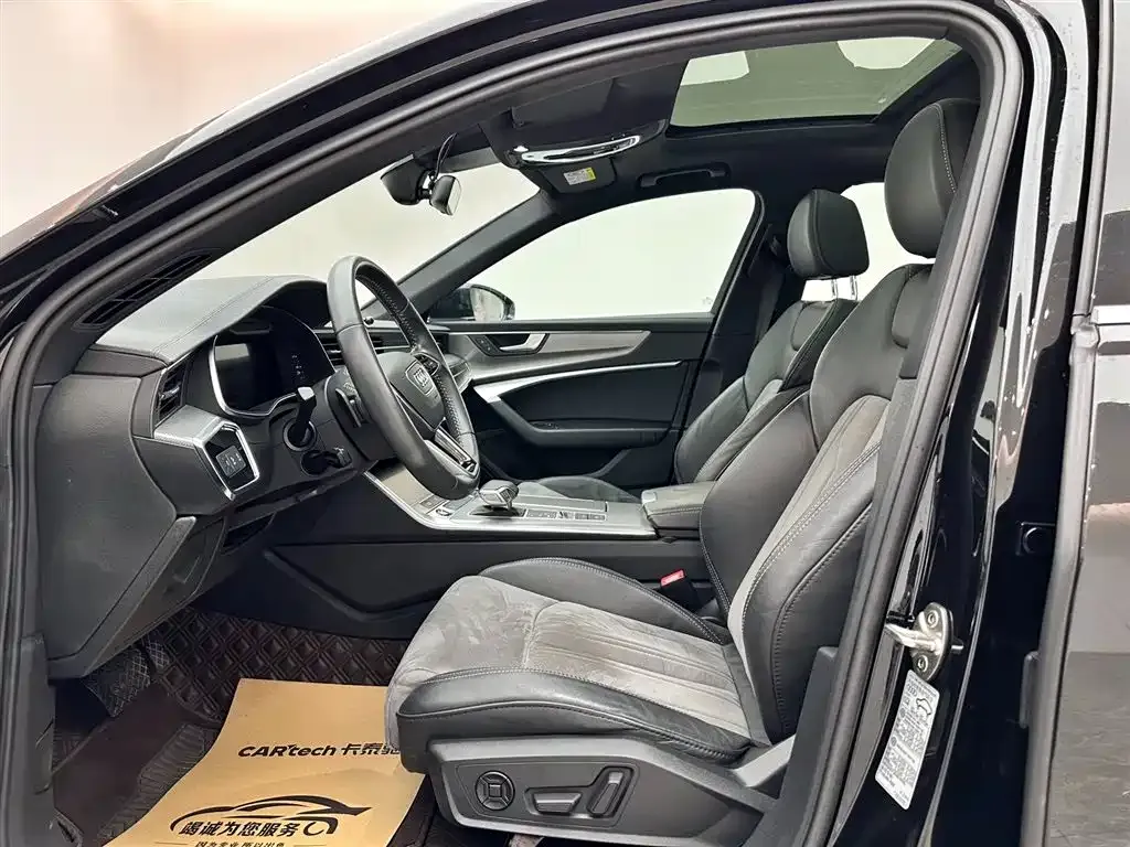Audi A6L 2021 из CN, фото 9