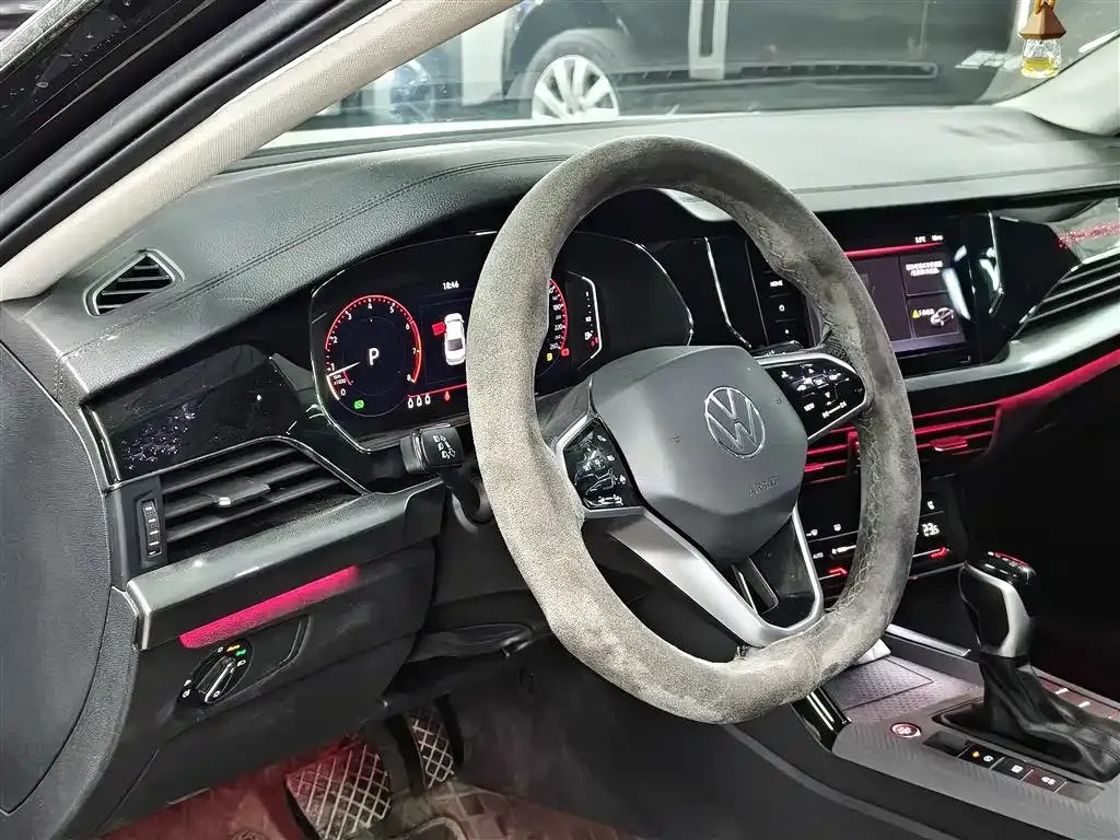 Volkswagen Passat 2024 из CN, фото 9