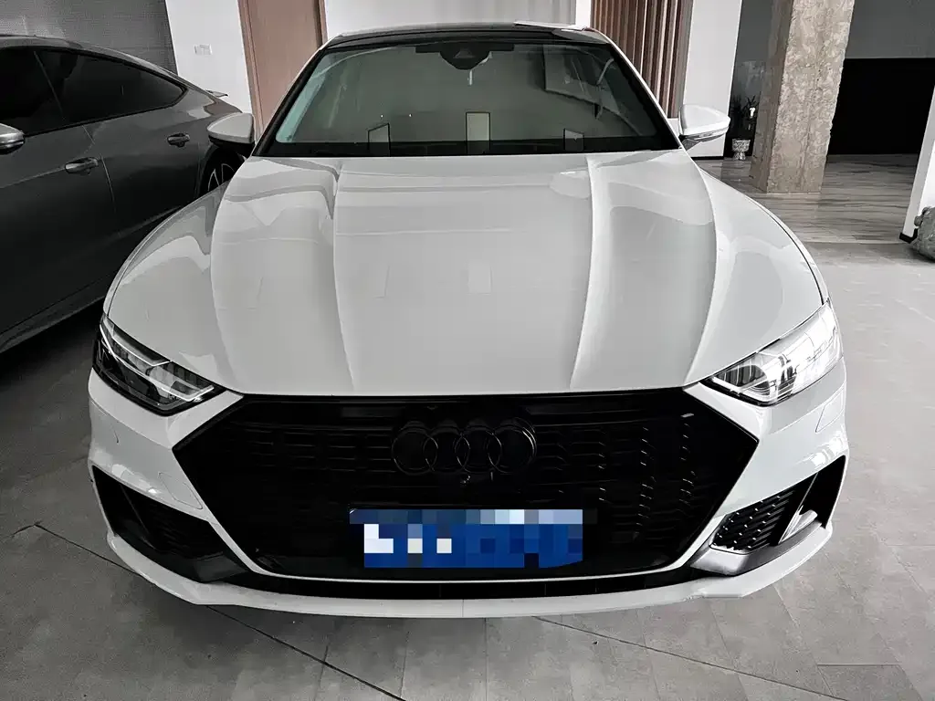 Audi A7 2023 из CN, фото 2