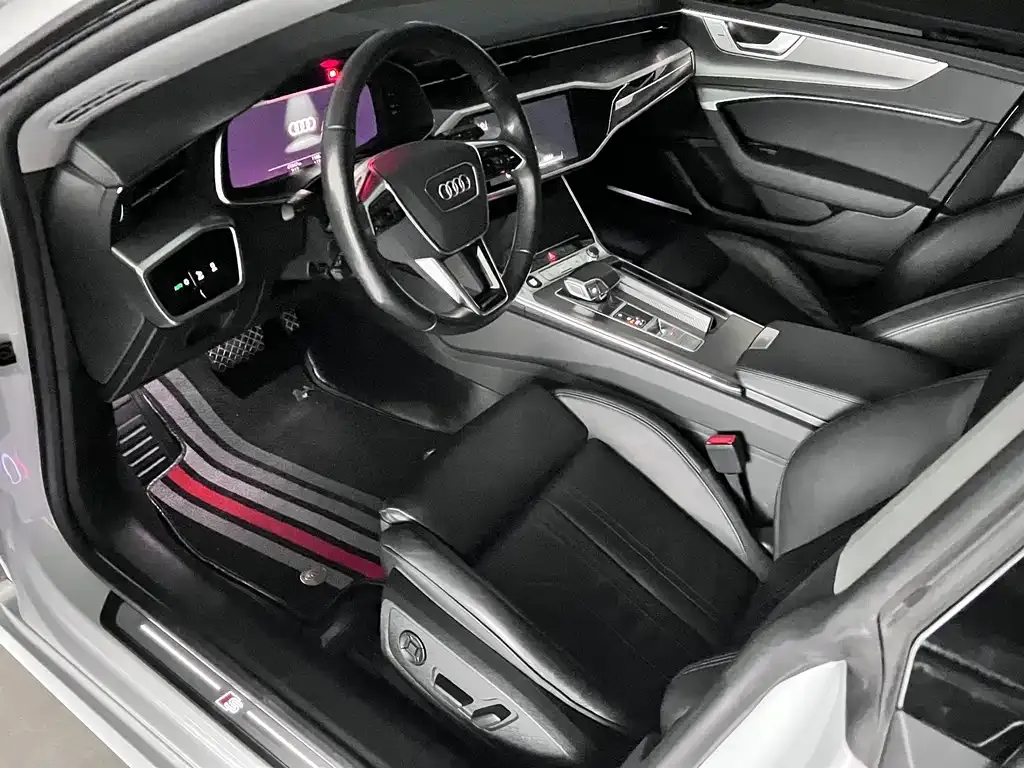 Audi A7 2023 из CN, фото 7