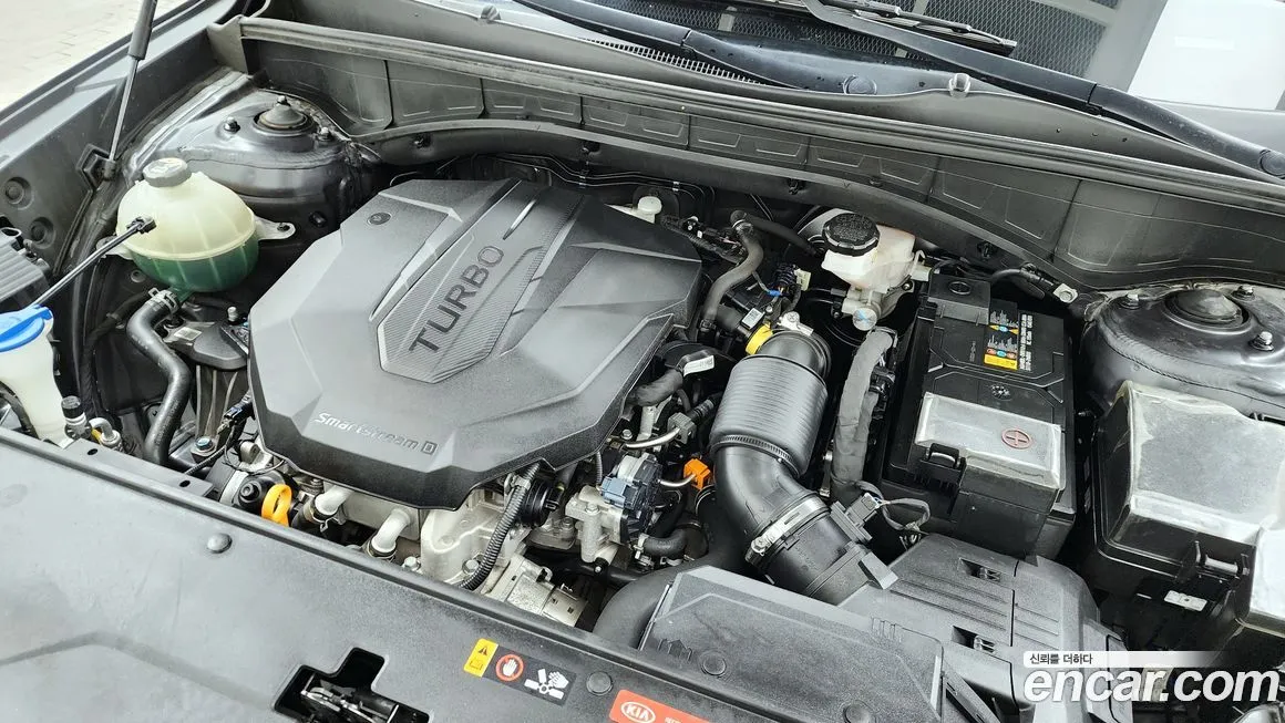 Kia Sorento — фото 8