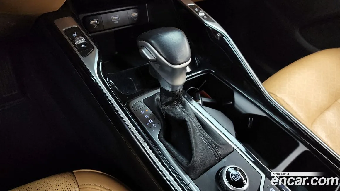 Kia Sorento — фото 9