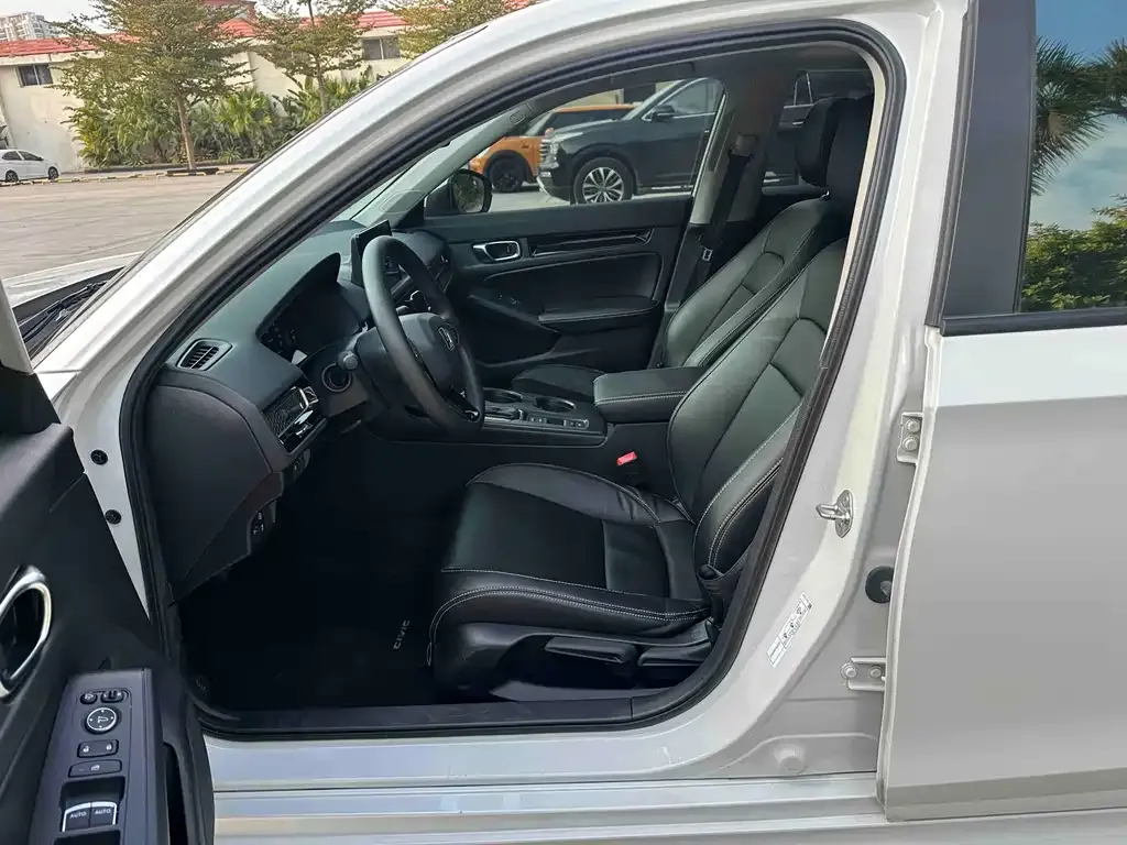 Honda Civic — фото 5