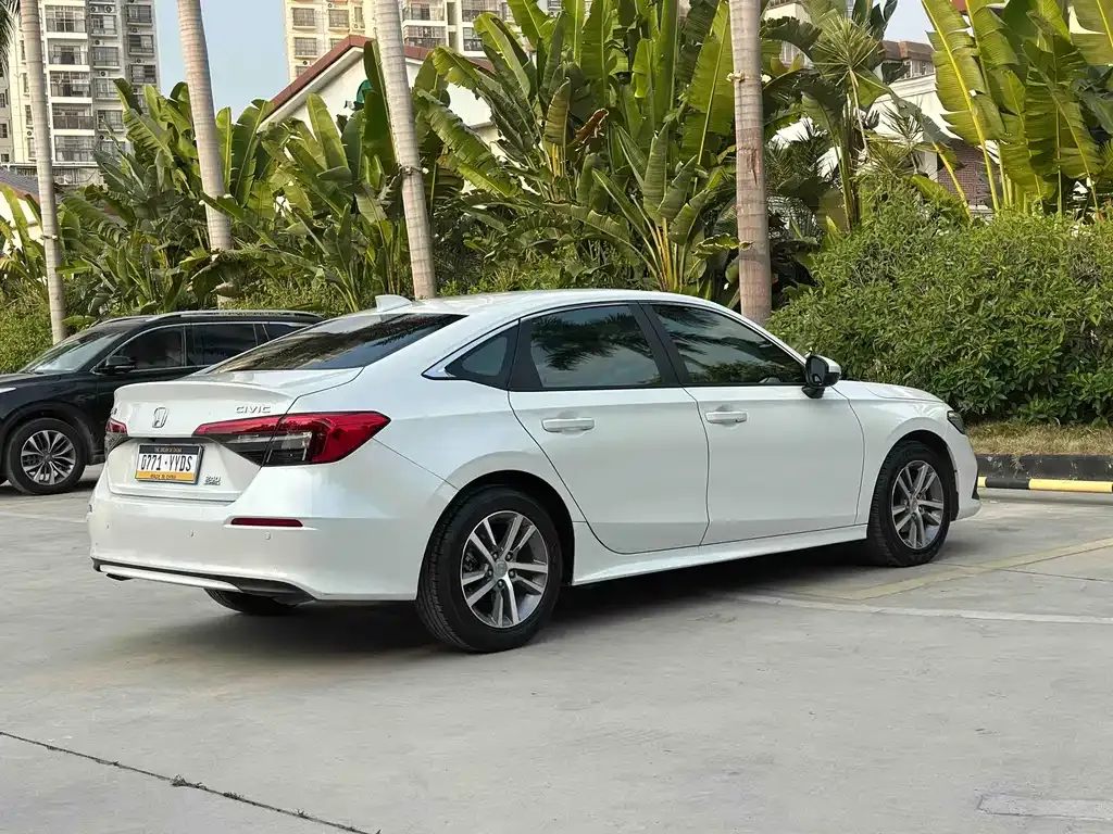 Honda Civic — фото 4