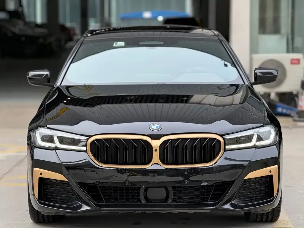 BMW 5 Series New Energy — фото 7