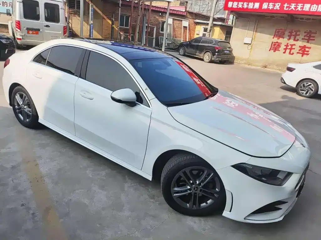 Mercedes-Benz A-Class — фото 10