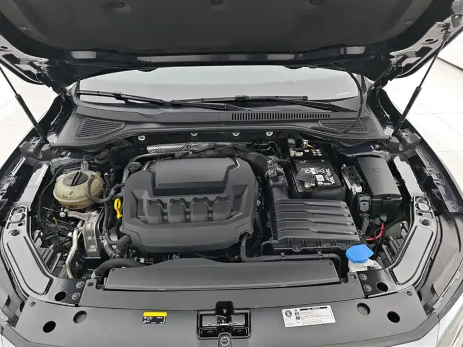 Volkswagen Passat — фото 8