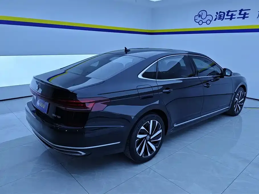 Volkswagen Passat — фото 4