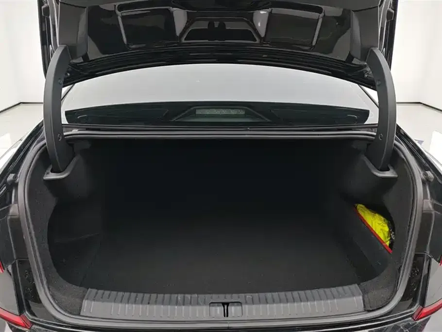 Volkswagen Passat — фото 7