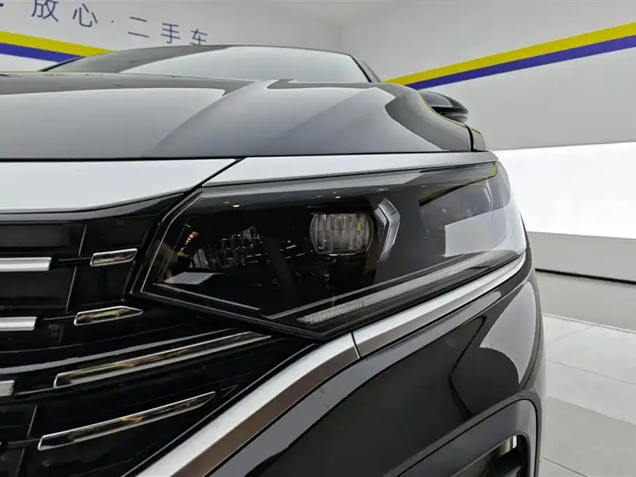 Volkswagen Passat — фото 3