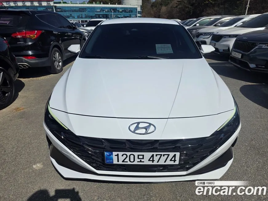 Hyundai AVANTE — фото 4