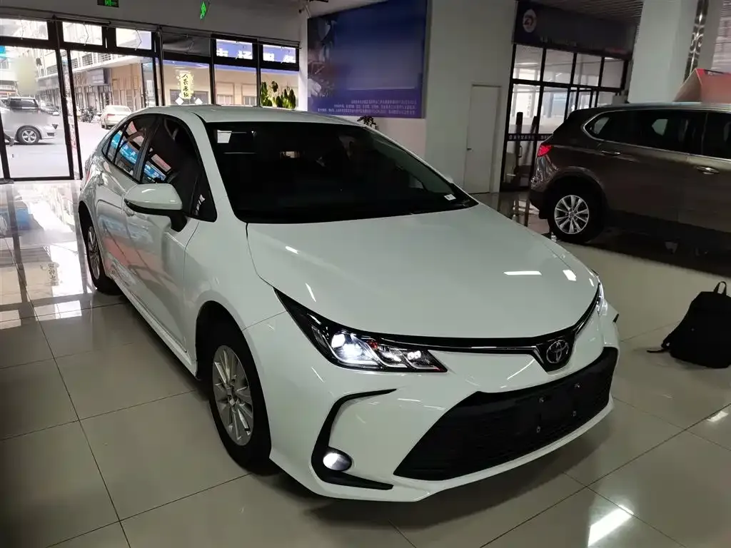 Toyota Corolla 2024 из CN, фото 10