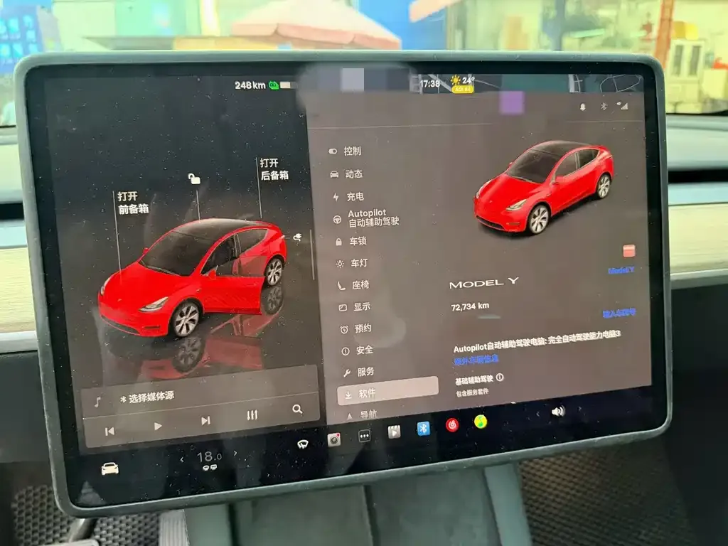 Tesla Model Y — фото 2