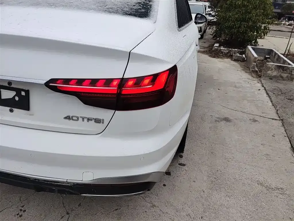 Audi A4L 2021 из CN, фото 7