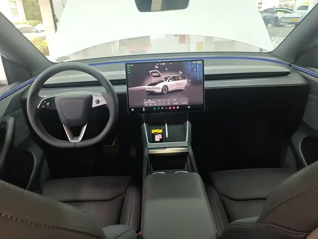Tesla Model Y L 2025 из CN, фото 3