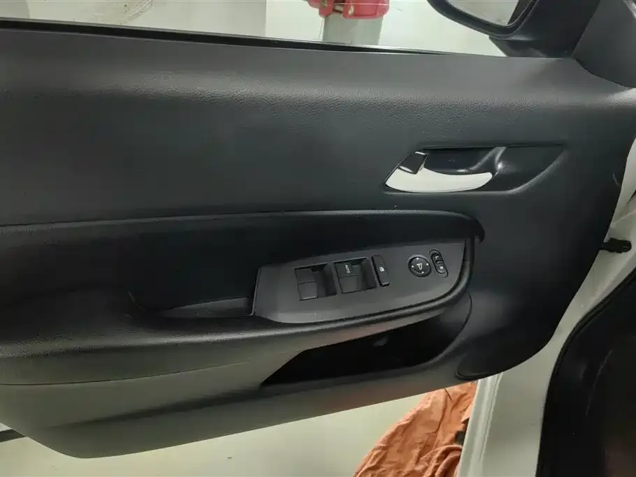 Honda Fit — фото 8