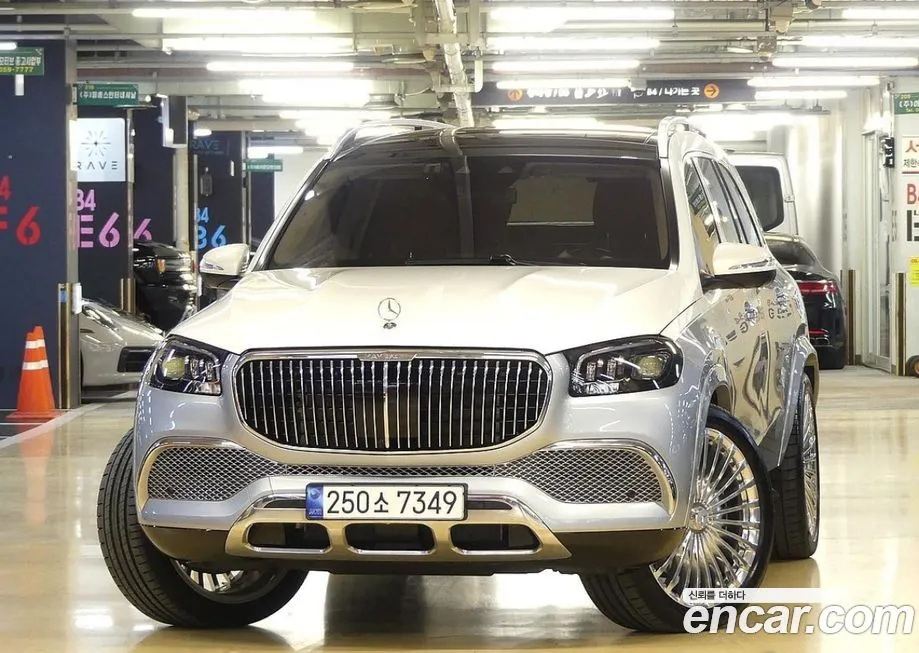 Mercedes-Benz GLS-Class — фото 9