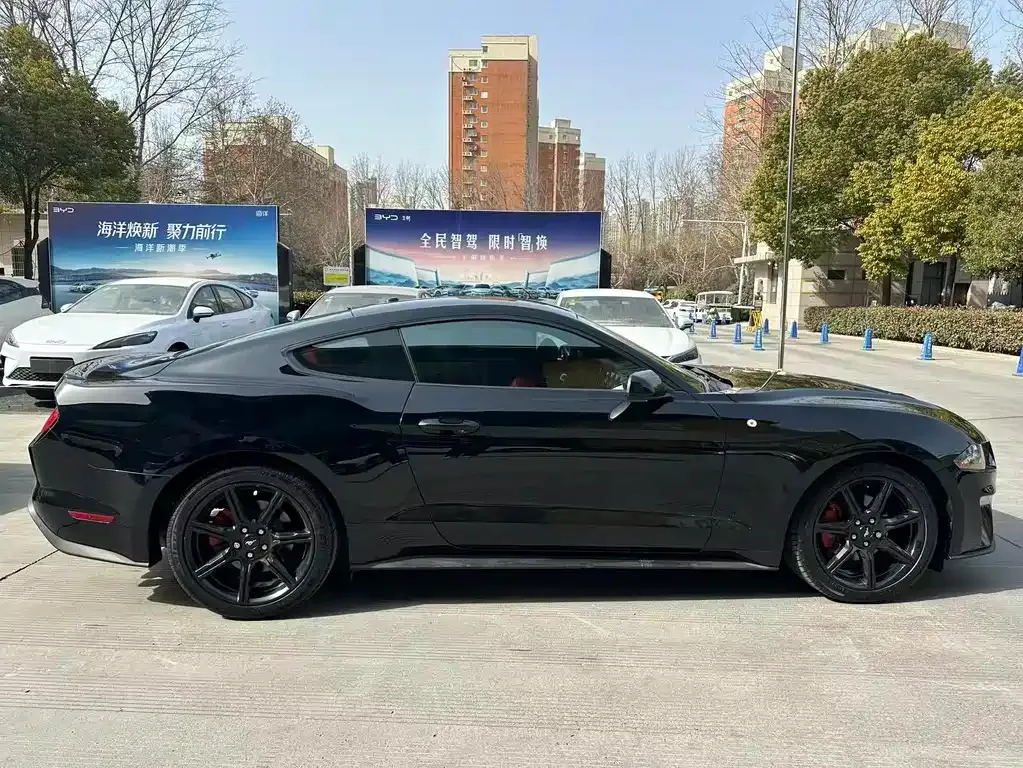 Ford Mustang 2022 из CN, фото 7