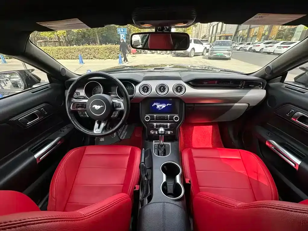 Ford Mustang 2022 из CN, фото 3