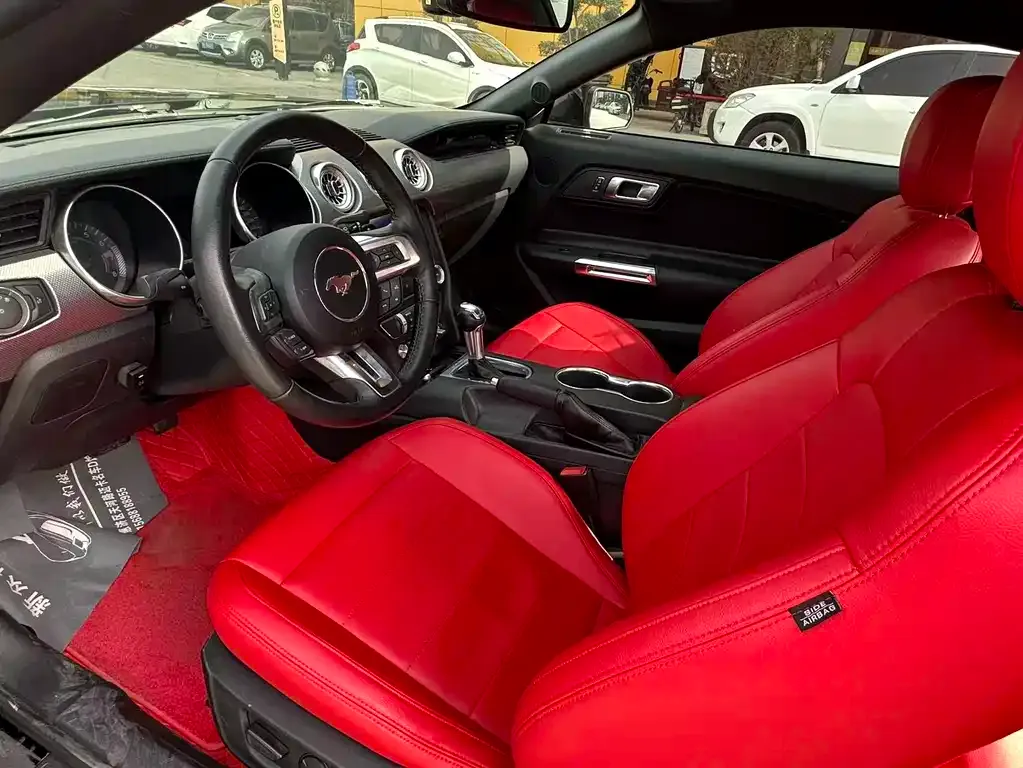 Ford Mustang 2022 из CN, фото 2