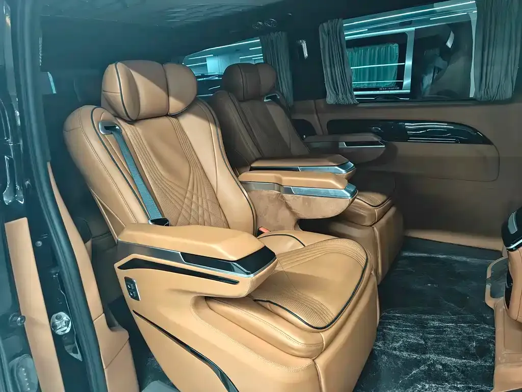 Mercedes-Benz Vito 2024 из CN, фото 8