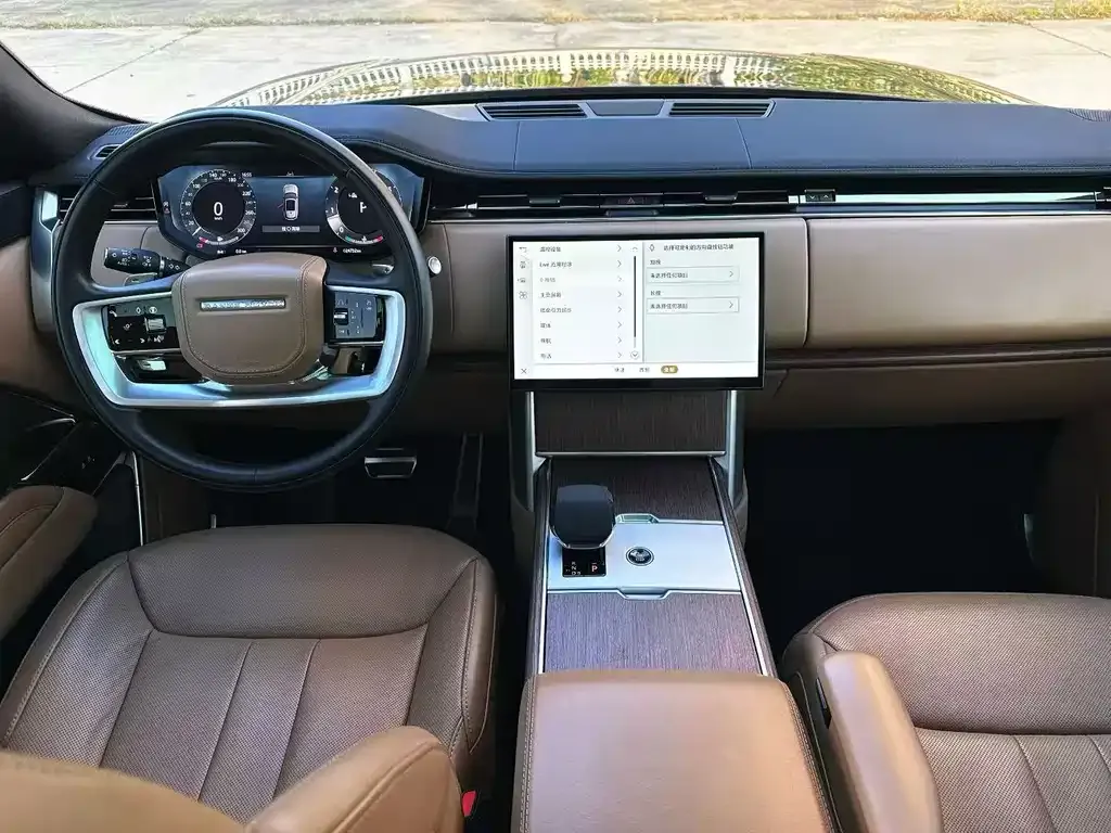 Land Rover Range Rover 2023 из CN, фото 2
