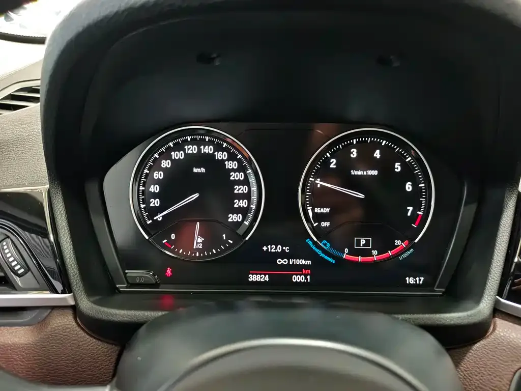BMW X1 2021 из CN, фото 3