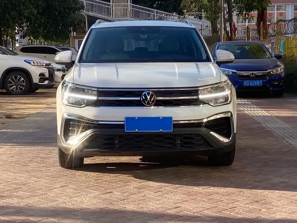 Volkswagen Tharu 2023 из CN, фото 4