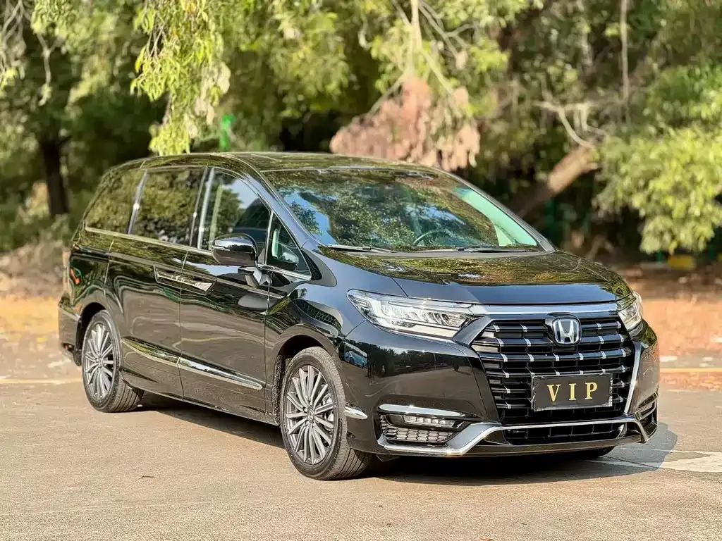 Honda Elysion 2023 из CN, фото 3