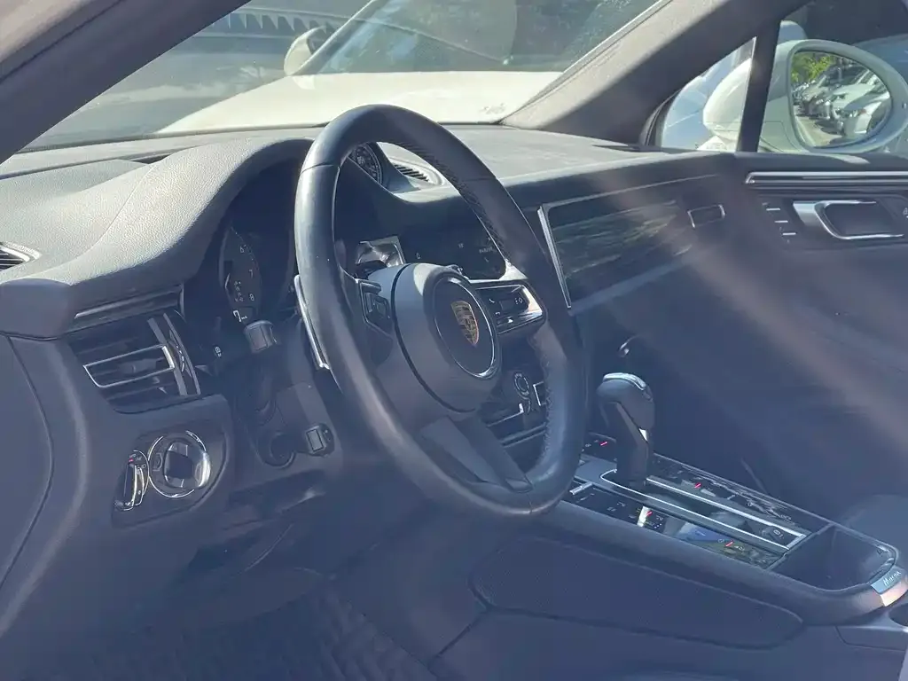 Porsche Macan 2023 из CN, фото 6