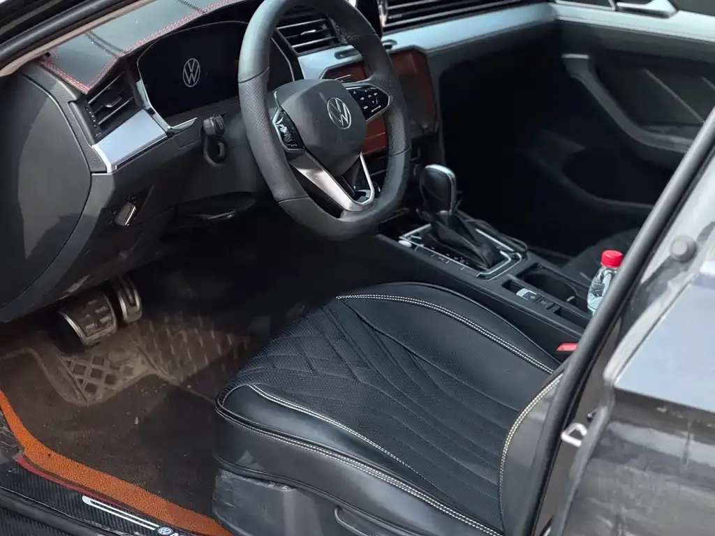 Volkswagen Magotan 2024 из CN, фото 8