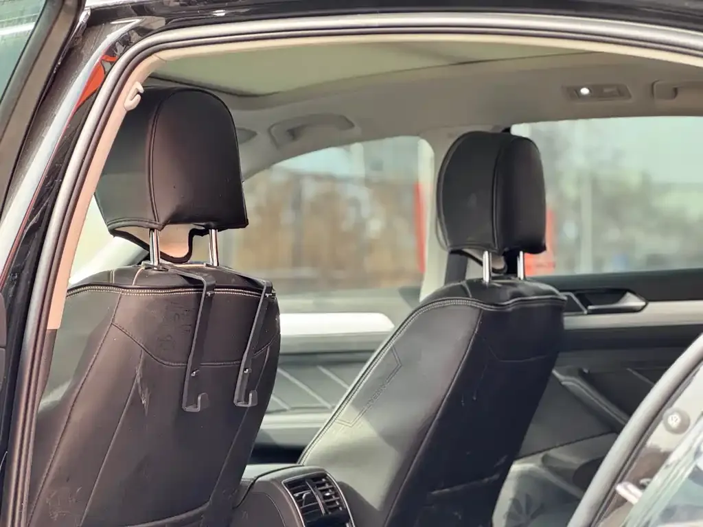 Volkswagen Magotan 2024 из CN, фото 2