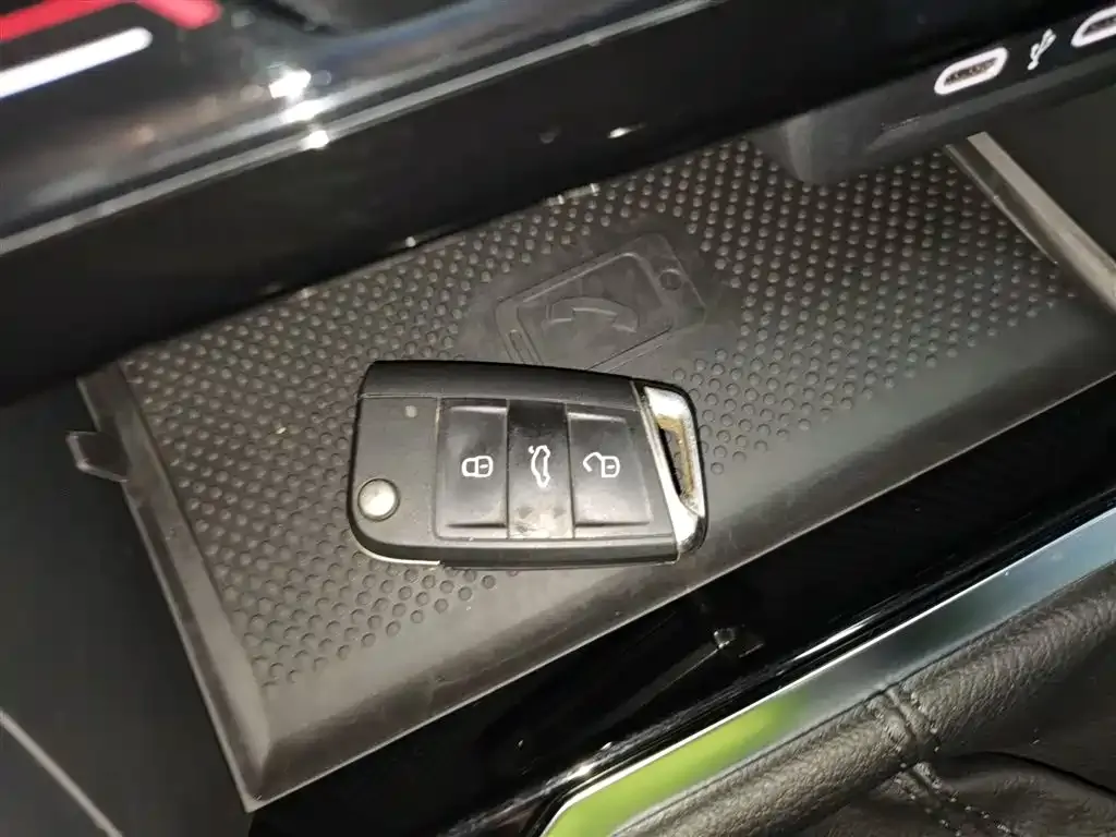 Volkswagen Sagitar 2022 из CN, фото 5
