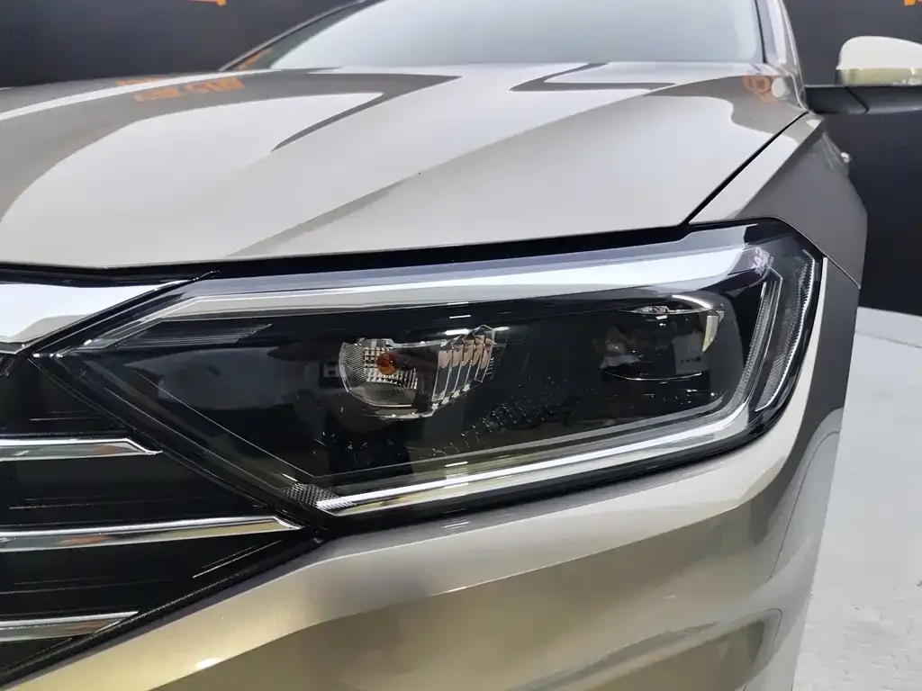 Volkswagen Sagitar 2022 из CN, фото 9