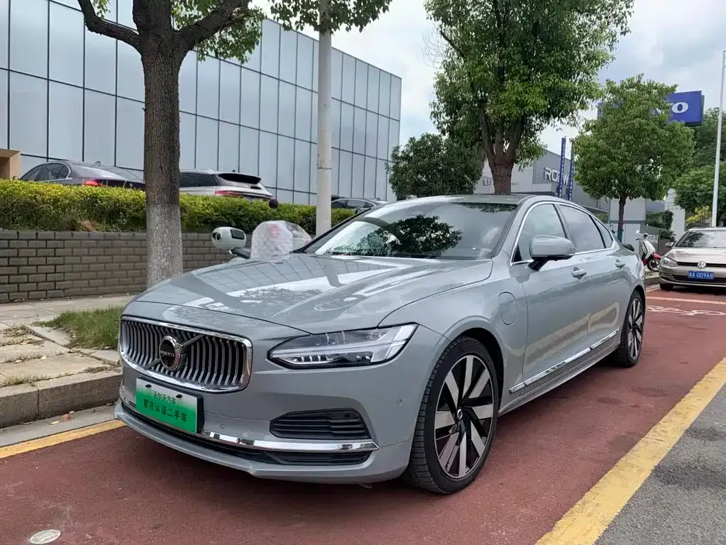 Volvo S90 PHEV 2023 из CN, фото 9