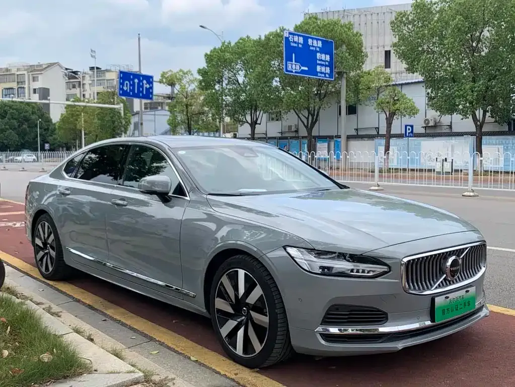 Volvo S90 PHEV 2023 из CN, фото 10