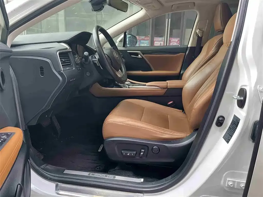 Lexus RX 2021 из CN, фото 2