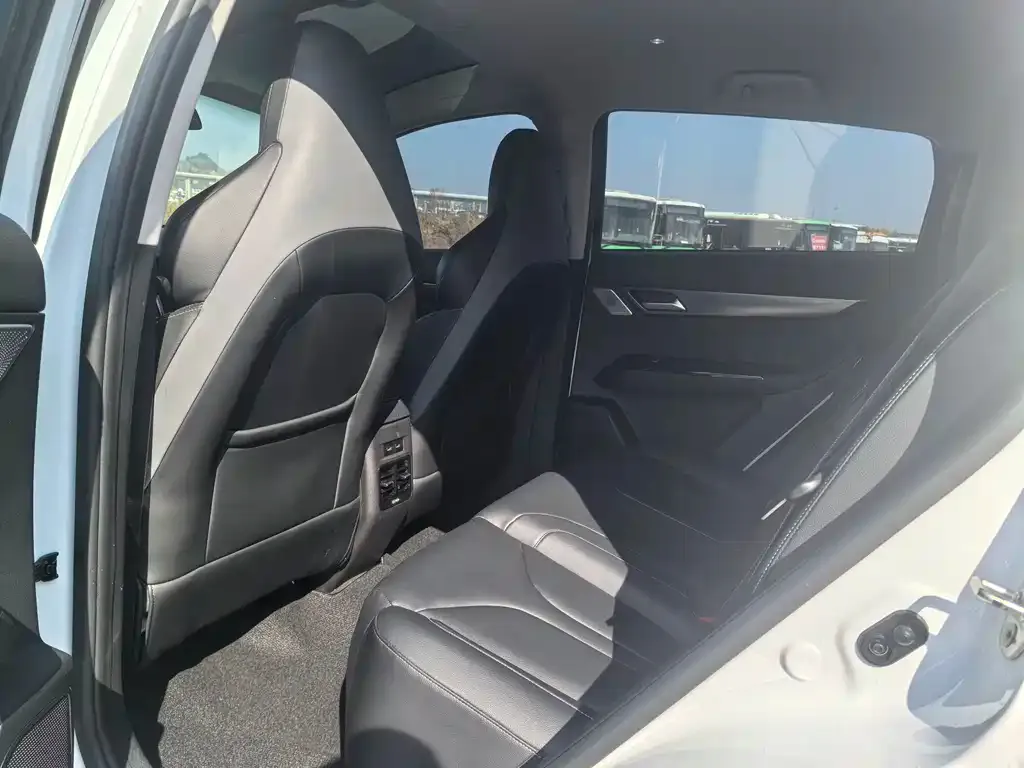 XPeng G3 2023 из CN, фото 3