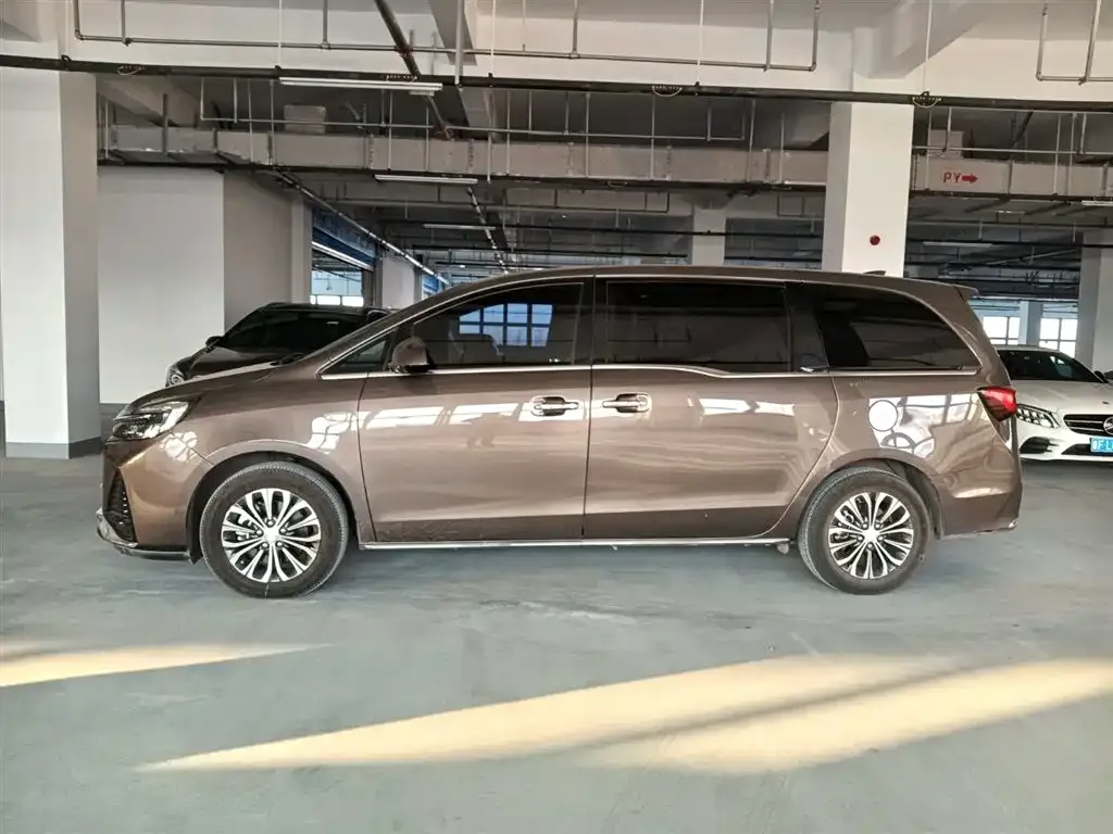 Buick GL8 2023 из CN, фото 6