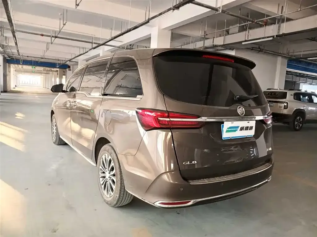 Buick GL8 2023 из CN, фото 4