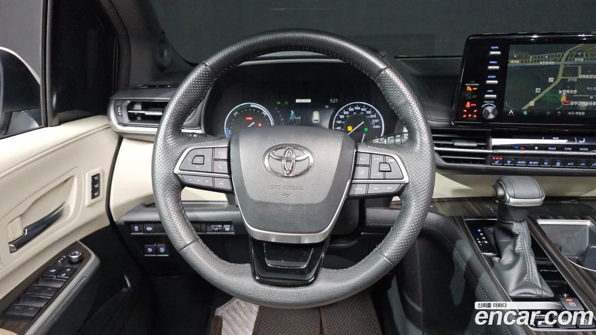 Toyota Sienna — фото 9