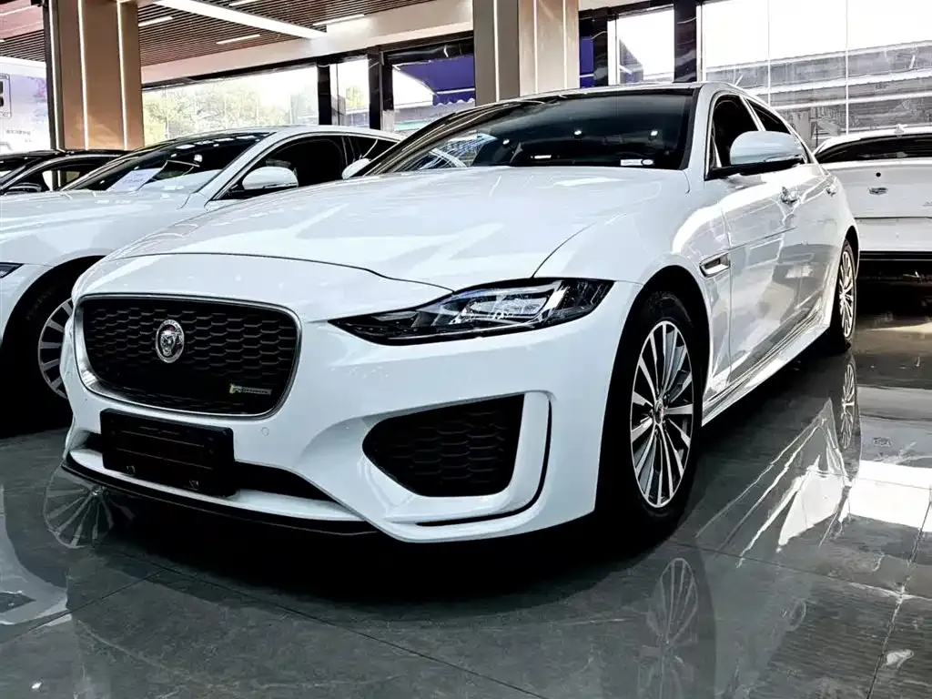 Jaguar XEL