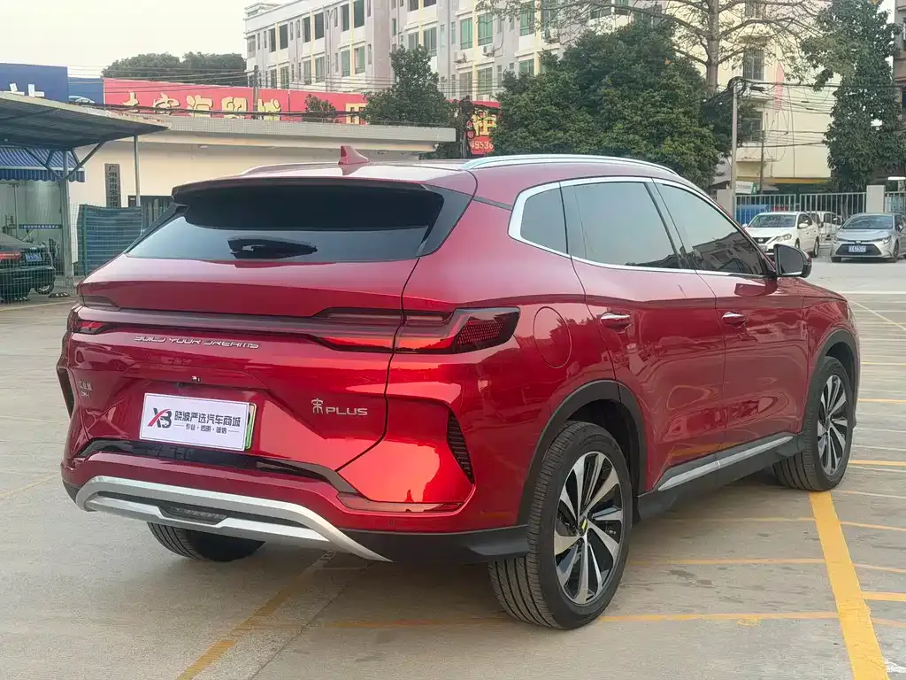 BYD PLUS New Energy — фото 6