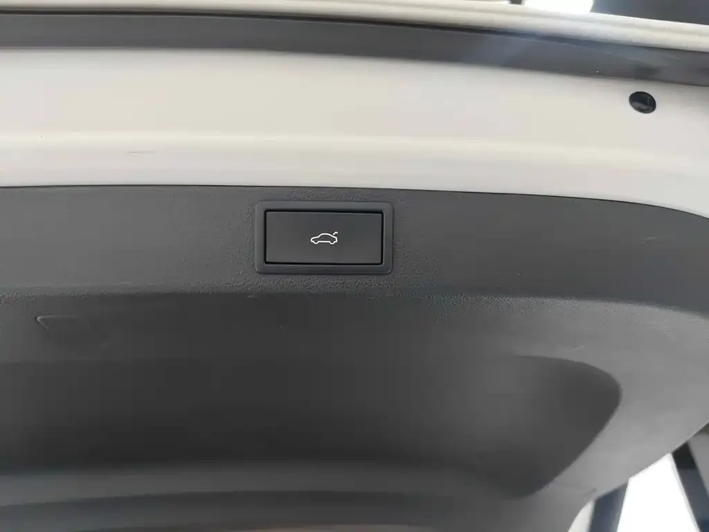 Skoda Karoq 2022 из CN, фото 2