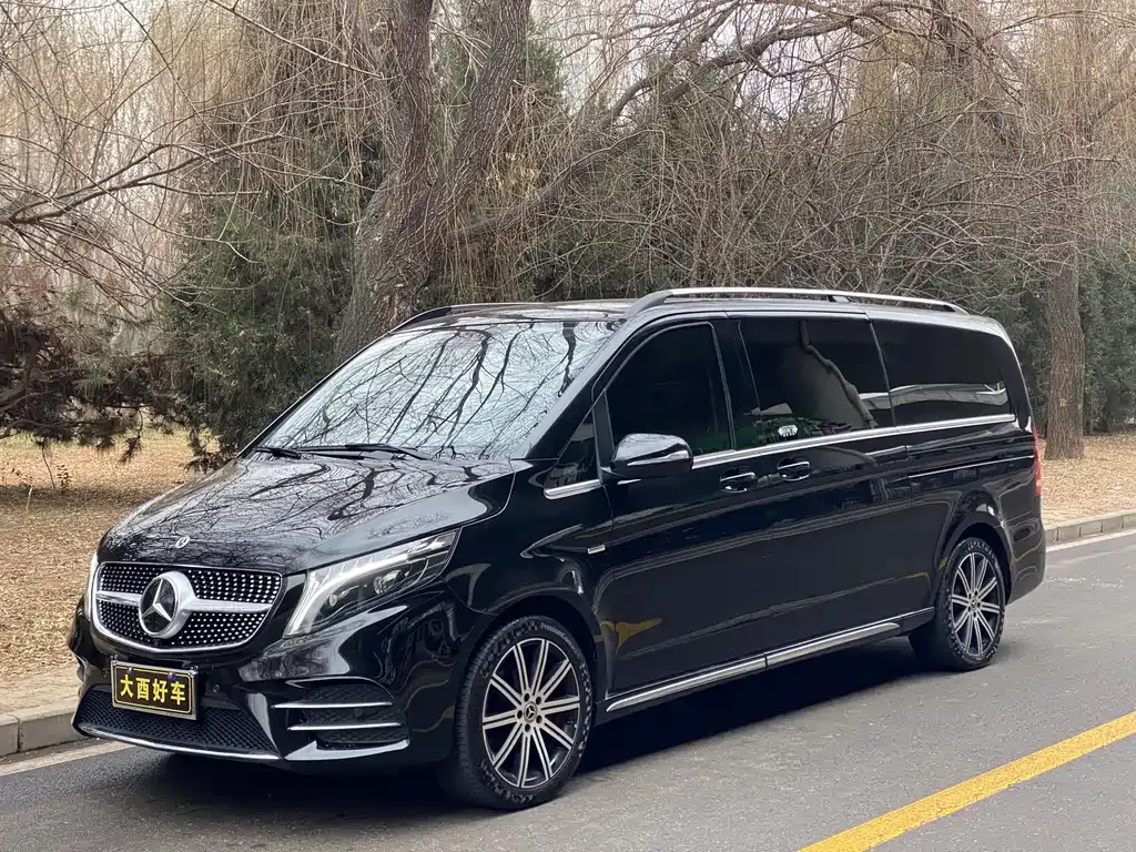 Mercedes-Benz V-Class 2024 из CN, фото 1